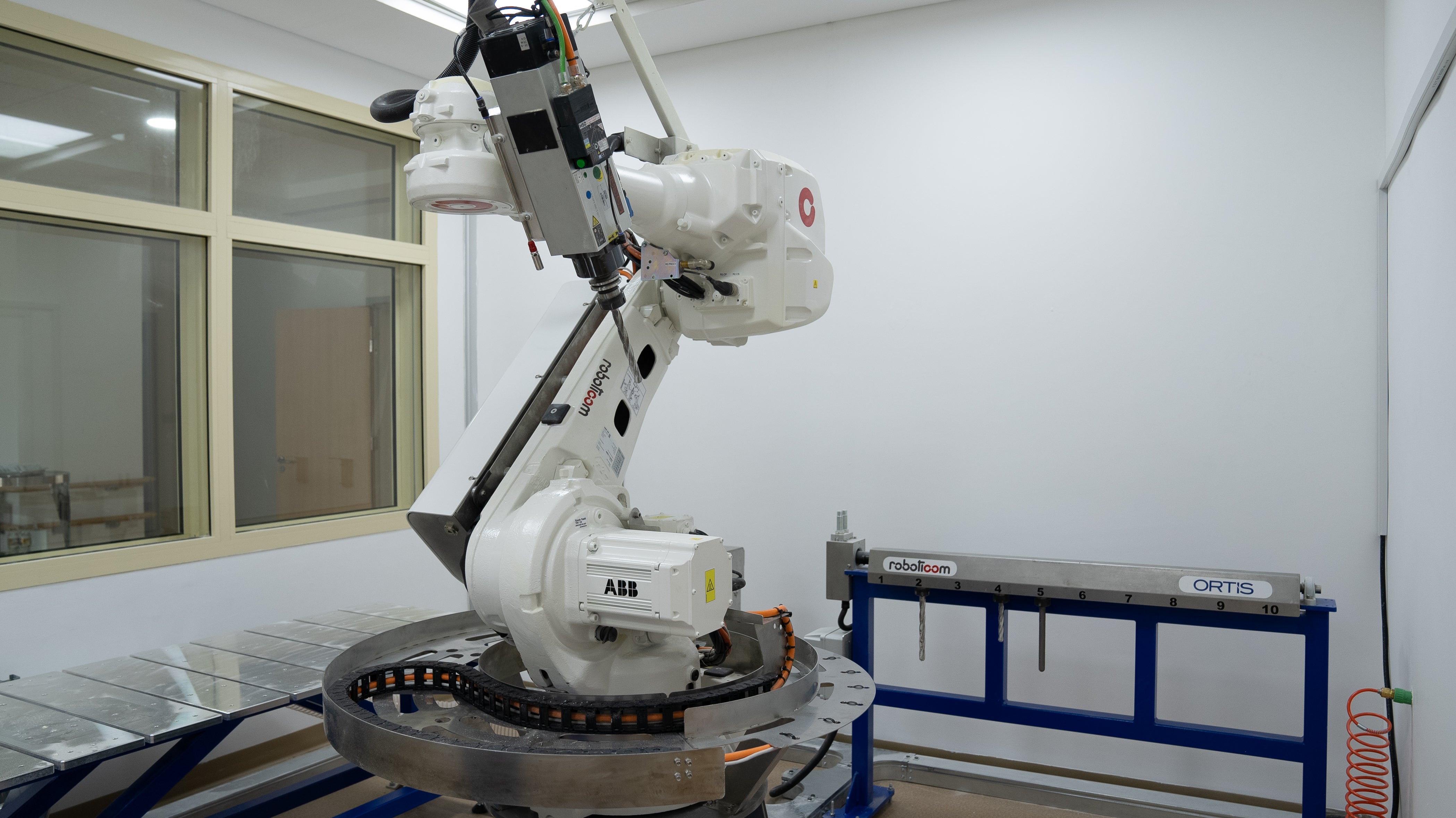 Bauerfeind ME and OTB have installed a state-of-the-art milling robotic machine for orthopedics at Zayed Higher Organization for People of Determination (ZHO) - Bauerfeind United Kingdom