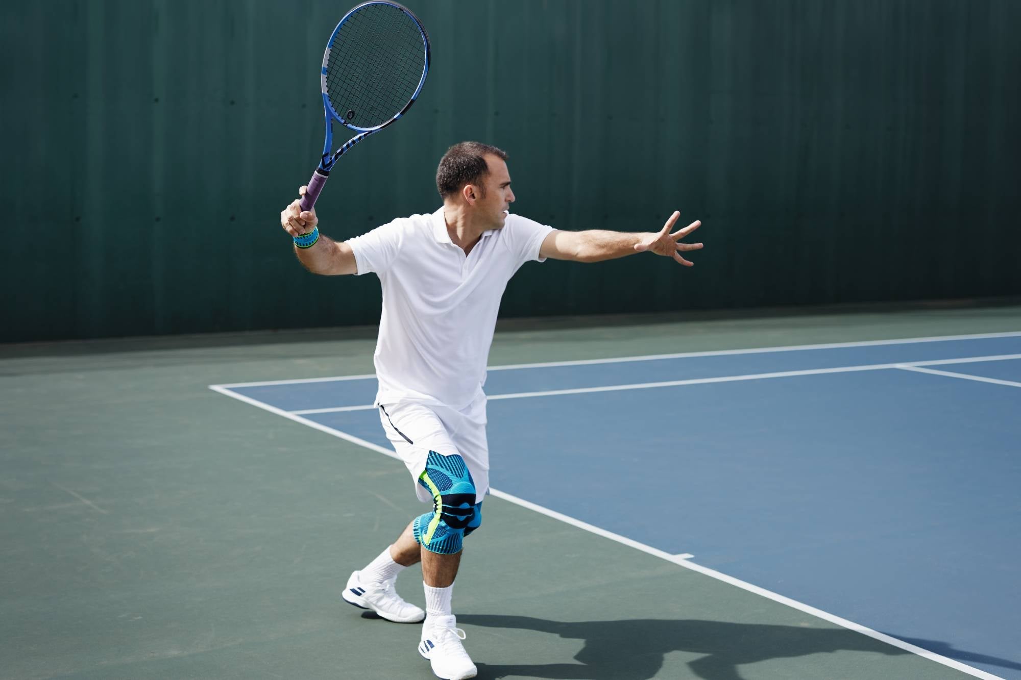 Serving Up Relief: How to Manage Tennis Elbow This Summer